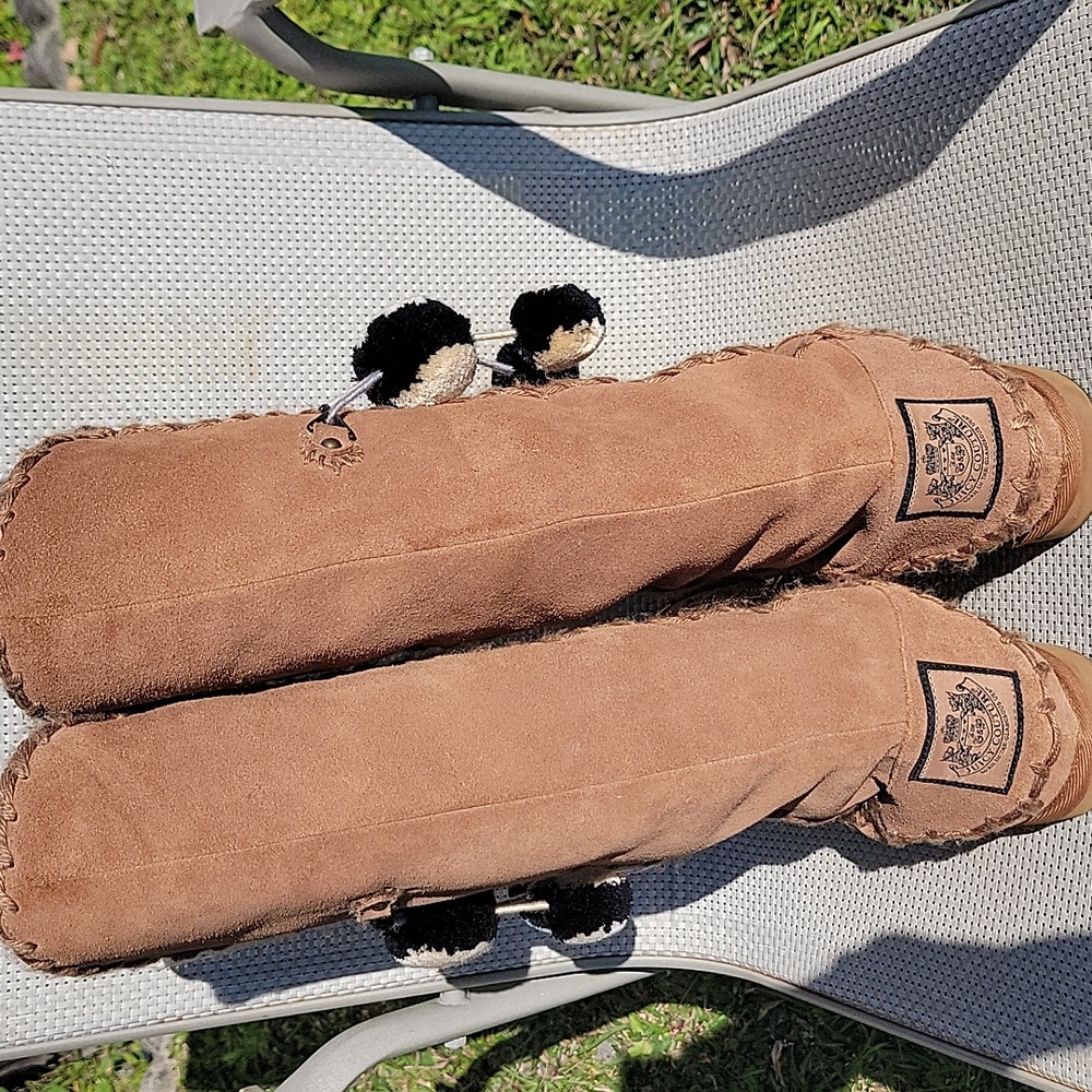 JUICY COUTURE SUEDE BOOTS - Picture 5 of 10